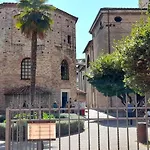 Corte Cavour. Mansarda Nel Cuore Della Citta 公寓 拉文纳