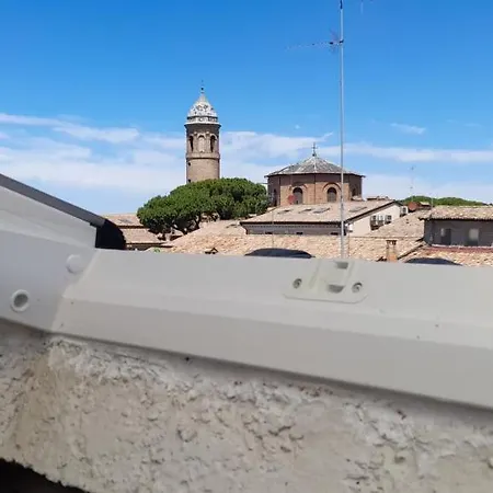 Διαμέρισμα Corte Cavour. Mansarda Nel Cuore Della Citta