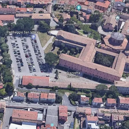 شقة Corte Cavour. Mansarda Nel Cuore Della Citta