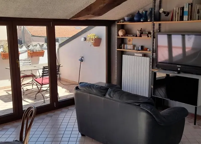 公寓 Corte Cavour. Mansarda Nel Cuore Della Citta *