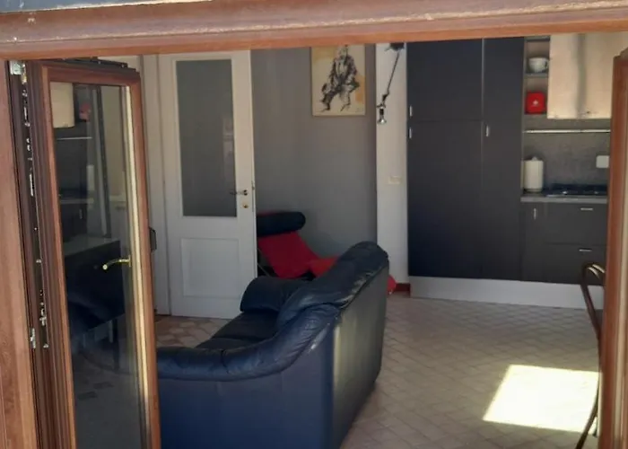 Corte Cavour. Mansarda Nel Cuore Della Citta * رافيننا