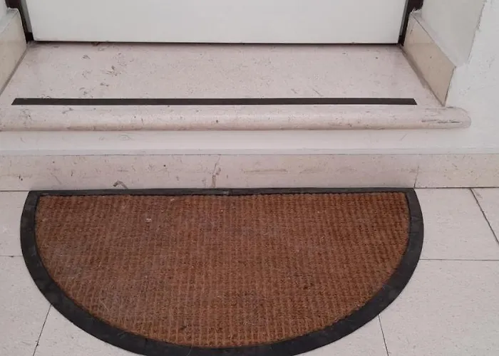 شقة Corte Cavour. Mansarda Nel Cuore Della Citta *