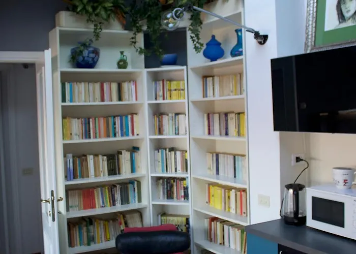 Corte Cavour. Mansarda Nel Cuore Della Citta